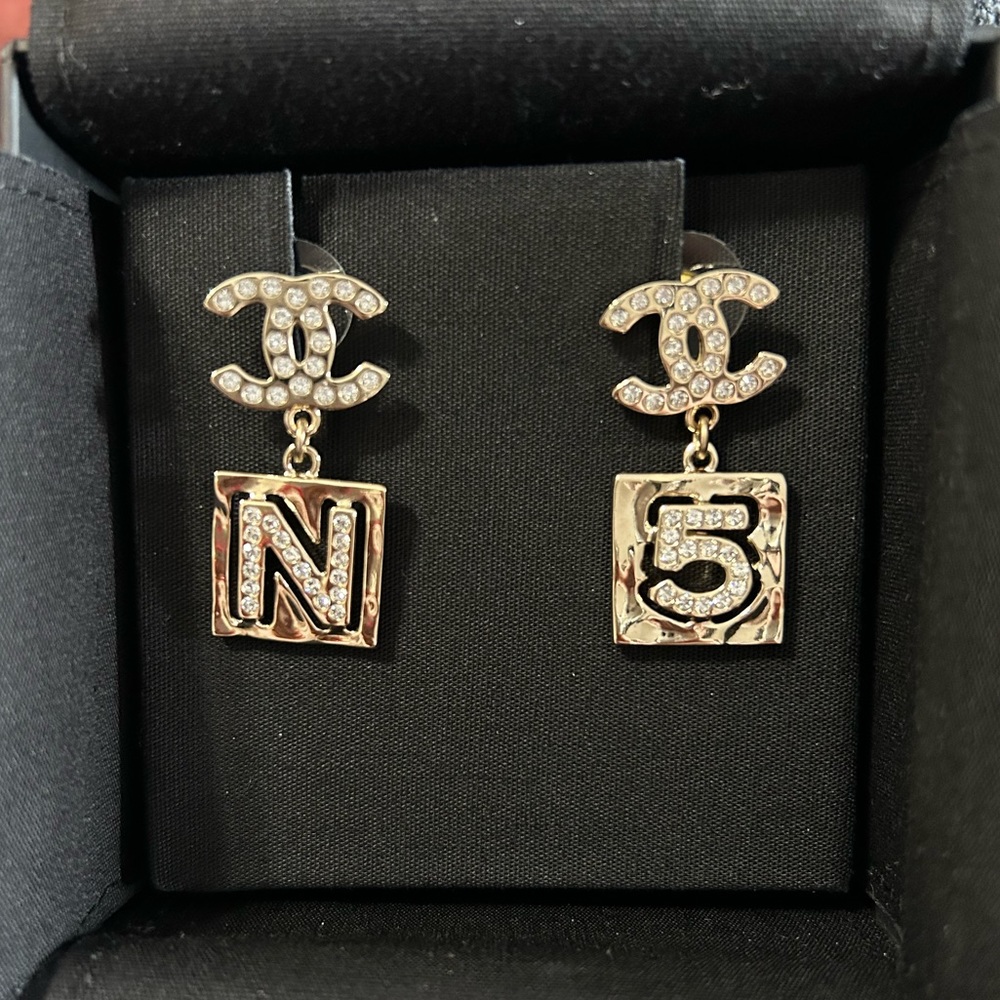 Chanel Gold & Crystal N5 Earrings 22S - AB7930 B07718 NG997